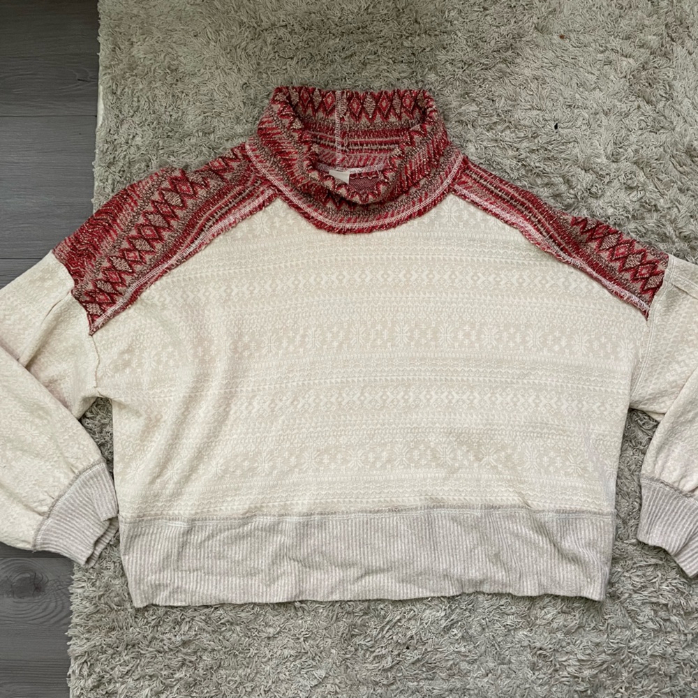 FREE PEOPLE TURTLENECK SWEATER